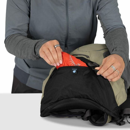 Hikelite™ 18 Hiking Backpack - US 3928
