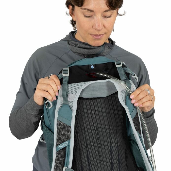 Hikelite™ 26 Hiking Backpack - US 8148