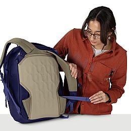 Sojourn Porter™ 30L Travel Pack - US 7286