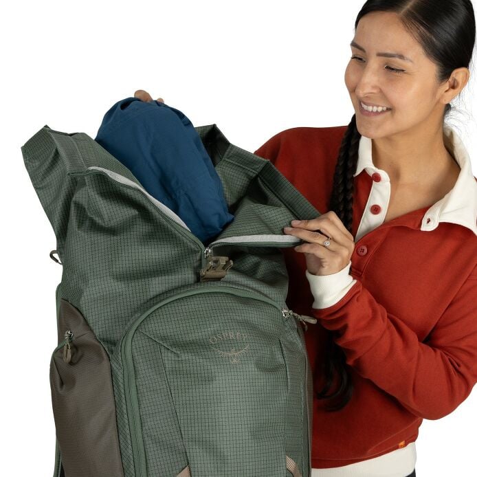 Transporter™ Roll Top Pack - US 0704