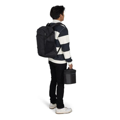 Osprey Axis x Hydro Flask Backpack and Insulated Lunch Bag Bundle - US 3400