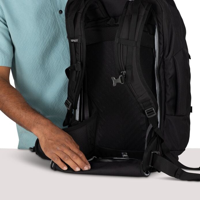 Farpoint™ 55 Travel Pack - US 8210