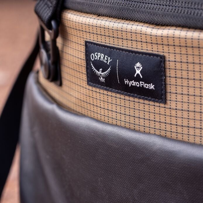 Hydro Flask® Campcore Carryout™ Cooler 30L - US 0430