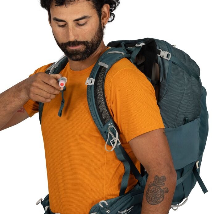 Manta 34 Hiking Hydration Backpack - US 1767