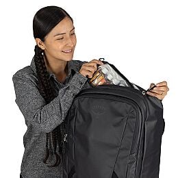 Transporter™ Wheeled Carry On - US 7952